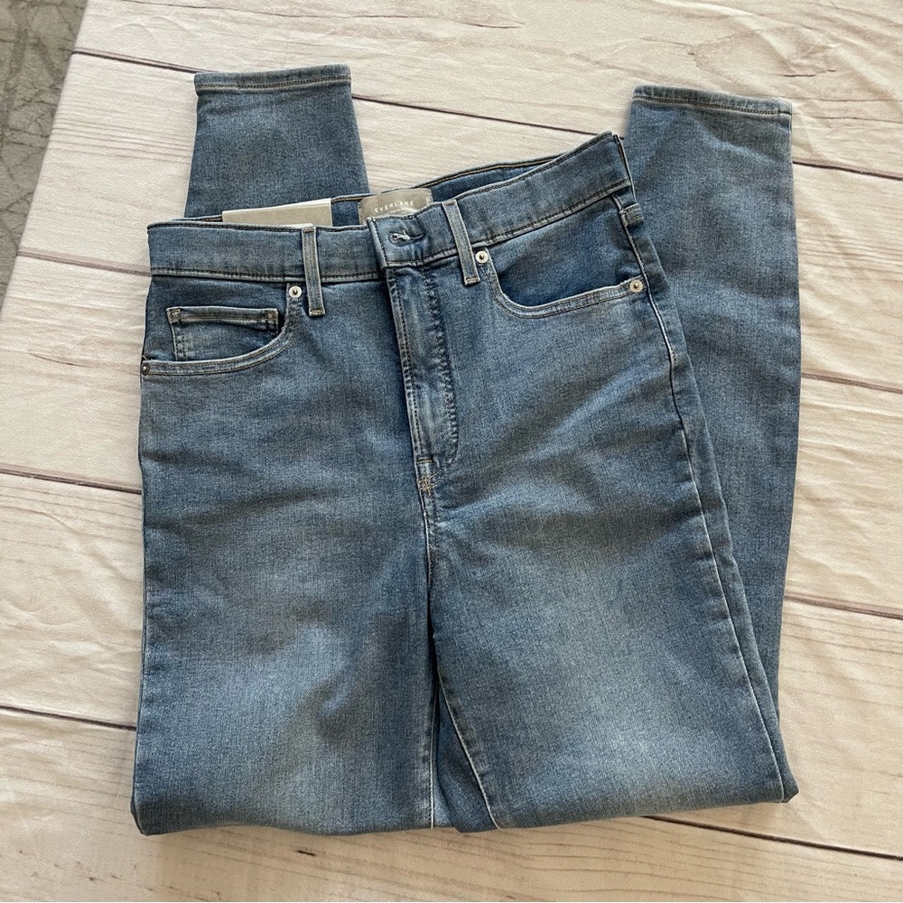 Everlane Women's Skinny Jeans in Light Blue - Picture 8 of 16